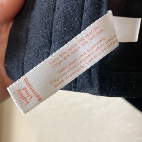 Cascique lightly lined baconette bra - Picture 5 of 6